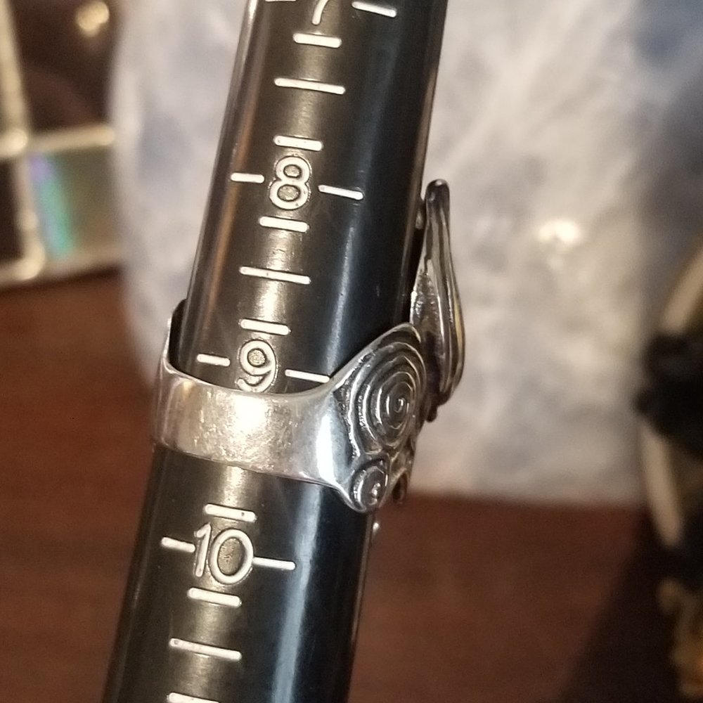 Large Gothic Skull Ring Size 9.5 NWOT Condition - Picture 2 of 2